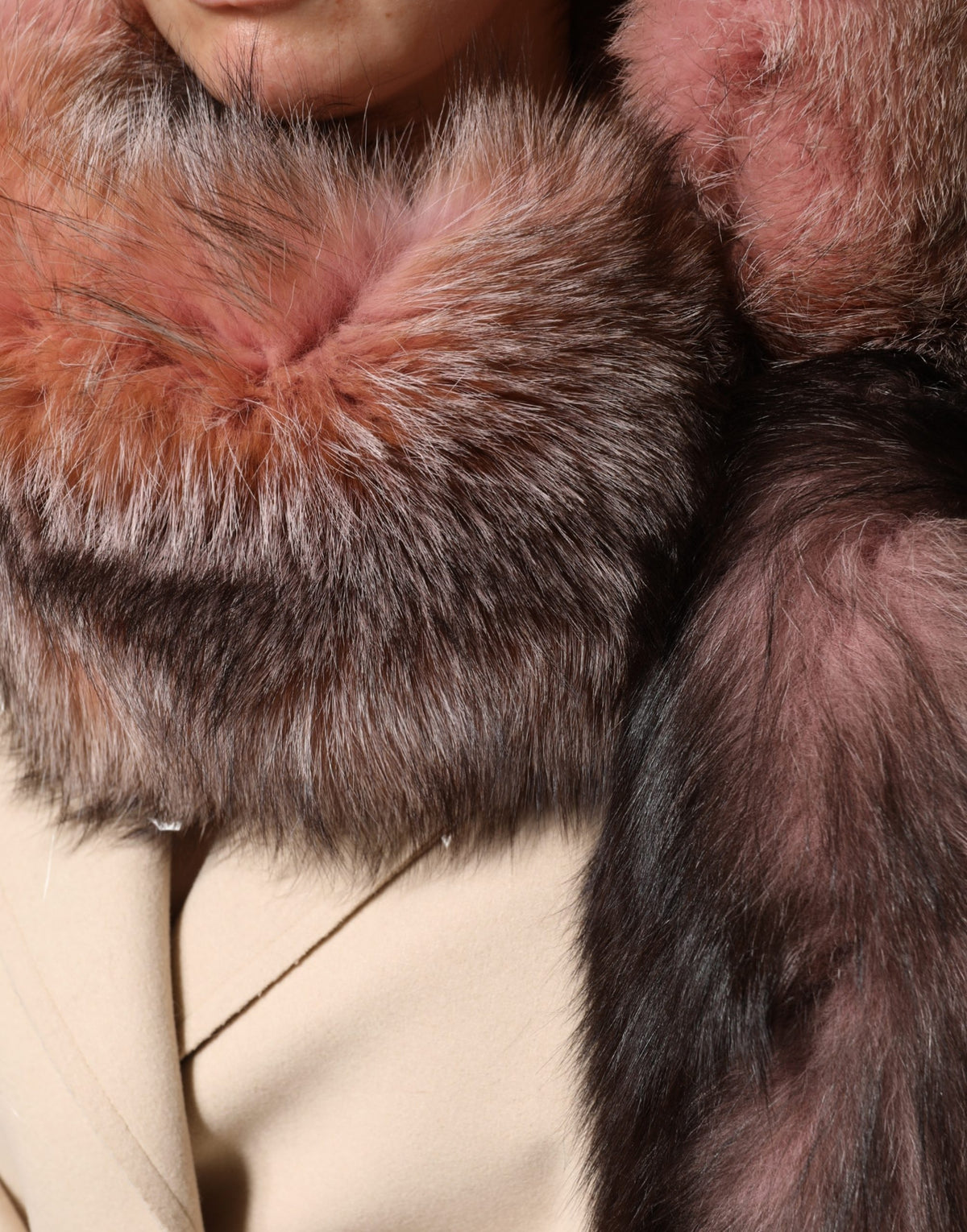 Dolce & Gabbana Pink Frost Fox Fur Collar